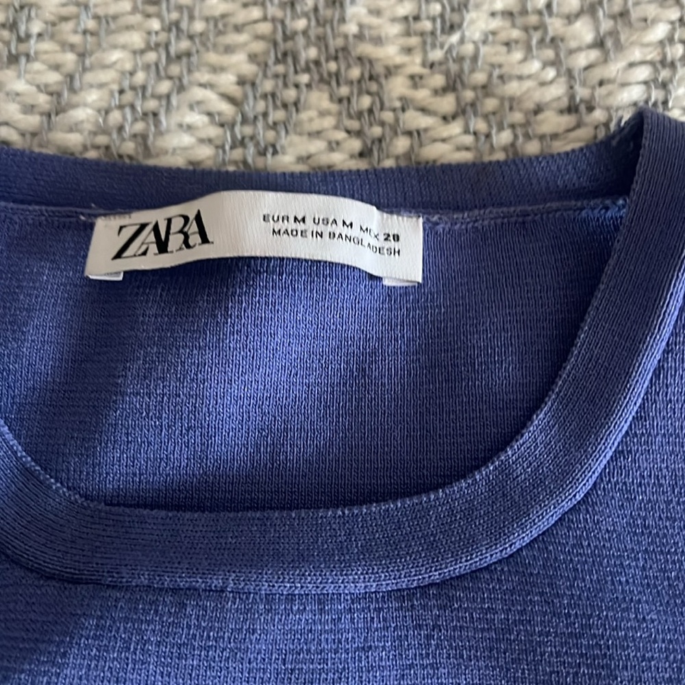 Zara crop top Medium runs small Color light purple - Picture 2 of 3